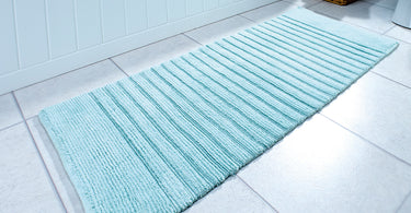 How to Choose the Perfect Bath Mat Size for Your Bathroom